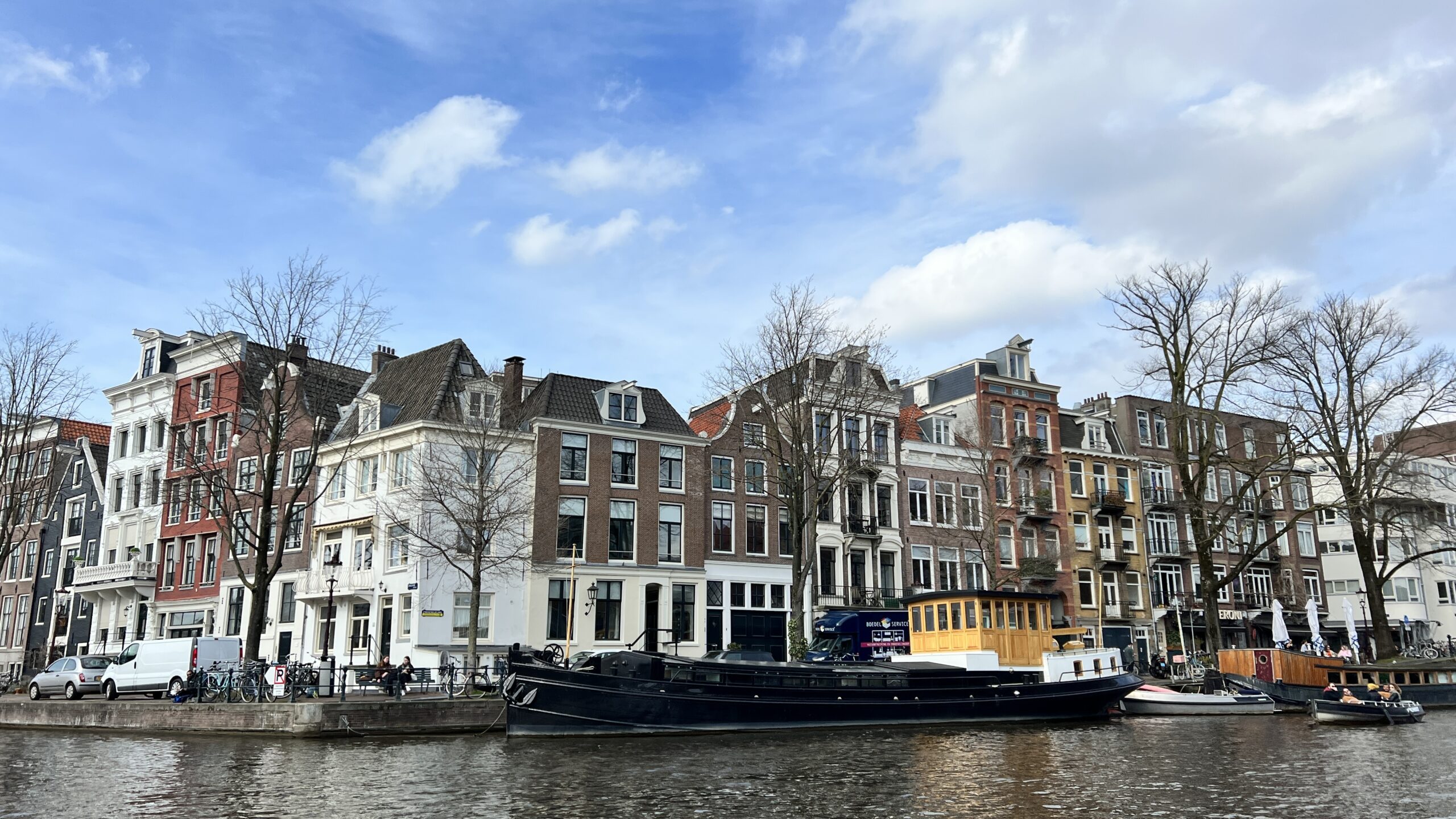 A view of the canal houses in Amsterdam