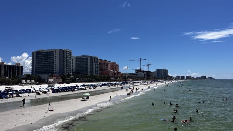 Is Clearwater Beach Free? Explore on a Budget